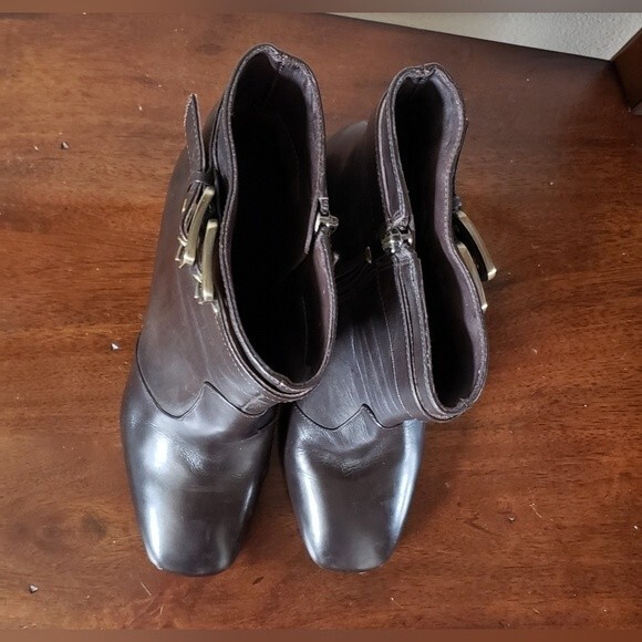 Via Spiga Women's Brown Leather Boot Size 7 M - Picture 6 of 15